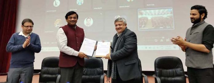 District Administration Reasi signing a MoU with CES IIT Jammu on Monday.