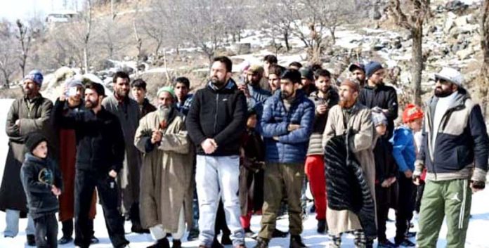 Deputy Commissioner Shakeel-ul-Rehman during visit to Snow Festival at Sumlar area of Bandipora.