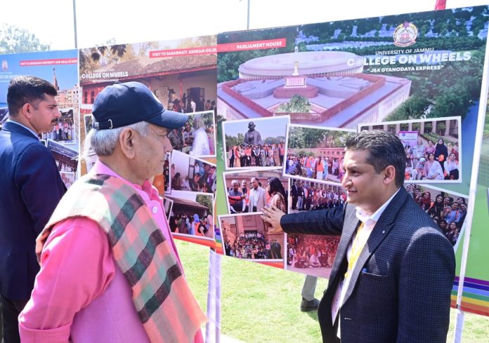 LG Sinha Addresses The Inaugural Ceremony Of 'Goonj-2024' At Jammu University