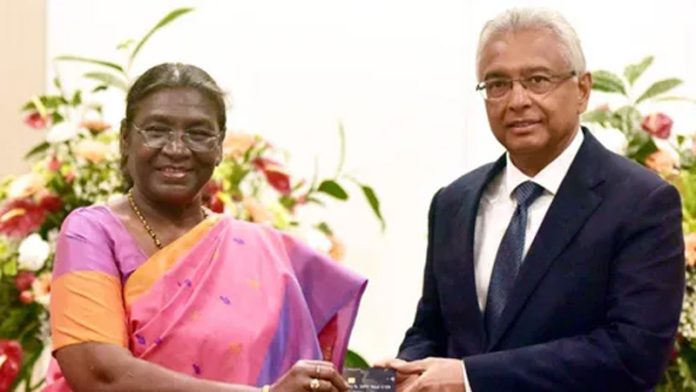 President Murmu holds talks with Mauritian PM Jugnauth to boost 'robust partnership'
