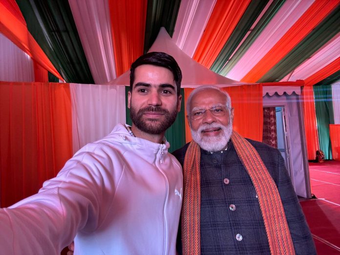 Prime Minister Narendra Modi Takes Selfie With Kashmiri Youth, Calls Him 'Friend'