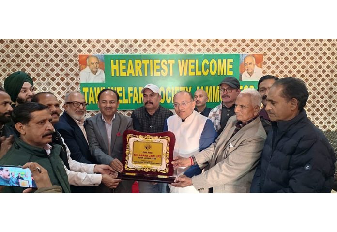 ADGP Jammu Anand Jain with Tawi Welfare Society members.