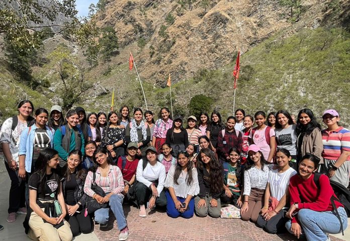Women Trekkers posing for a group photograph at Devi Pindian near Panthal on Sunday.