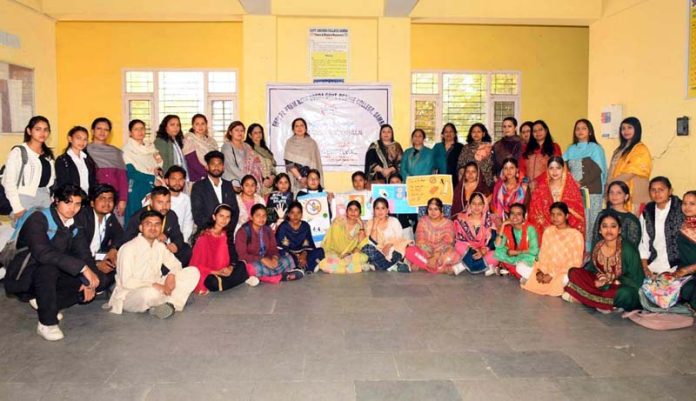 Participants from different colleges posing along with teaching faculty during a programme on Saturday.