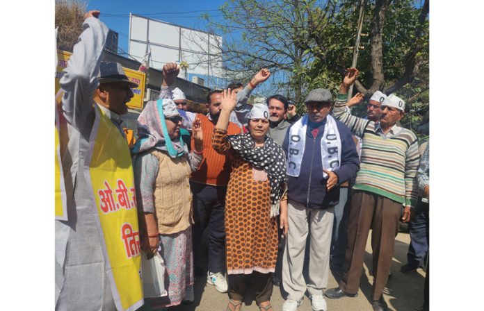 Members of OBC organizations staging protest near Press Club in Jammu on Tuesday. -Excelsior/ Rakesh
