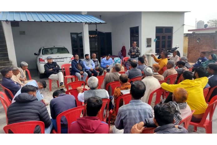 Leaders of Bahujan Samaj Party addressing workers at Hiranagar Assembly Constituency on Monday.