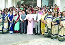  School Management of IDRS and dignitaries posing during one-day CBSE Capacity Building Programme on Saturday.