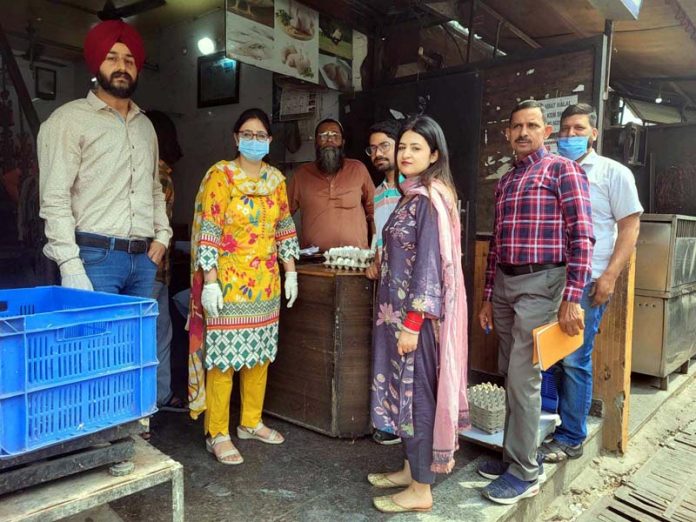 JMC team inspecting a meat shop in Jammu.