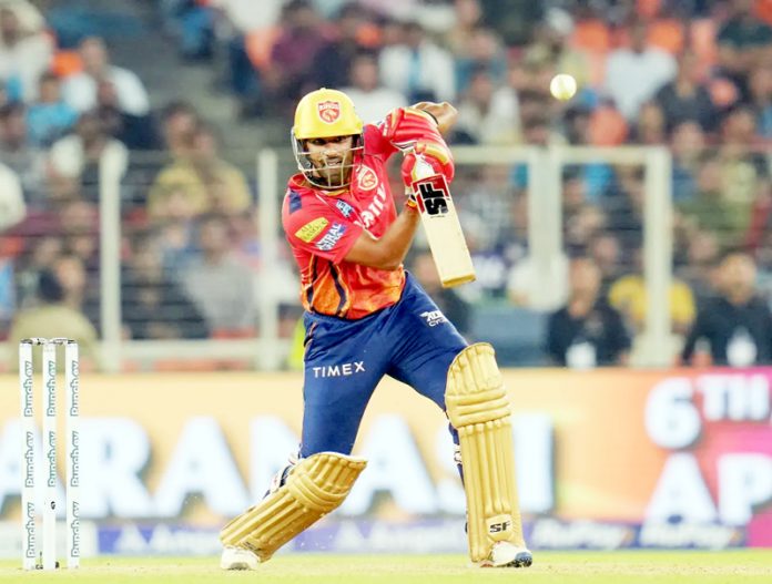 Shashank Singh of Punjab Kings playing a shot during his knock of 61 runs not out against Gujarat Titans.