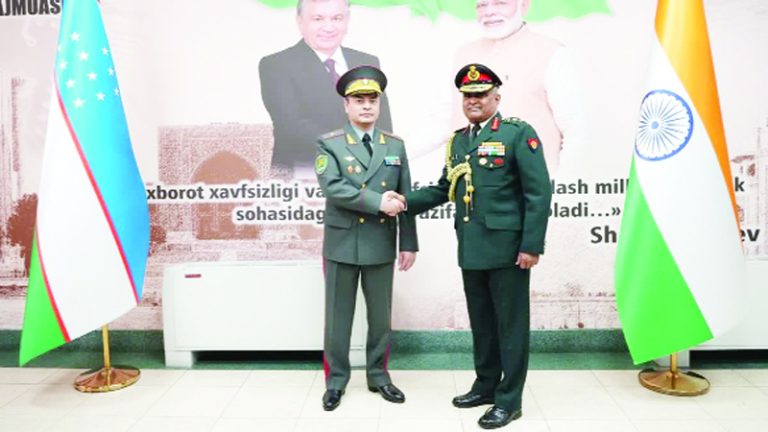 Army chief inaugurates state-of-the-art IT lab at Uzbek Academy of ...