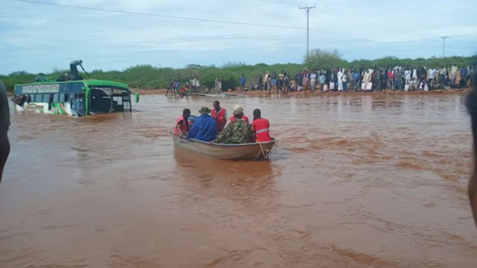 At leasta 13 killed, estimated 15,000 displaced by flooding in Kenya