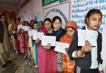 Women queue up at a Polling Station in Udhampur on Friday. More pics on page No 5. — Excelsior/K Kumar