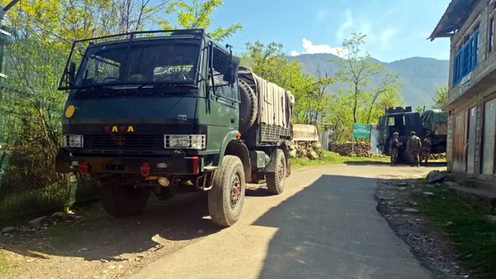 Security forces during encounter in Renji forest area of Bandipora on Wednesday. -Excelsior/Firdous
