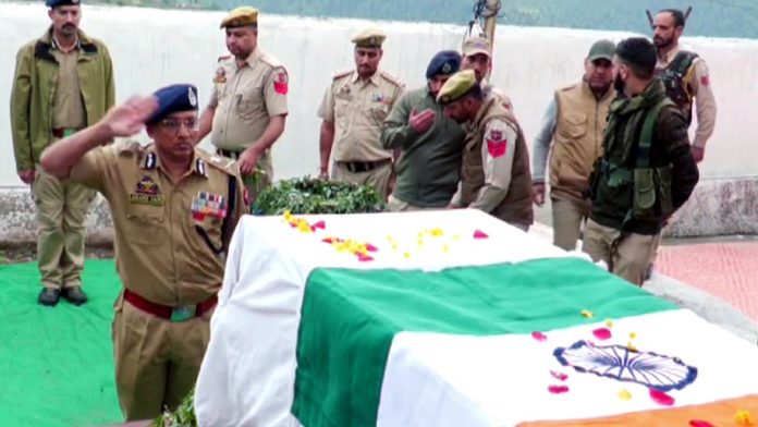 ADGP Jammu Anand Jain salutes supreme sacrifice of VDG member in Basantgarh. -Excelsior/K Kumar