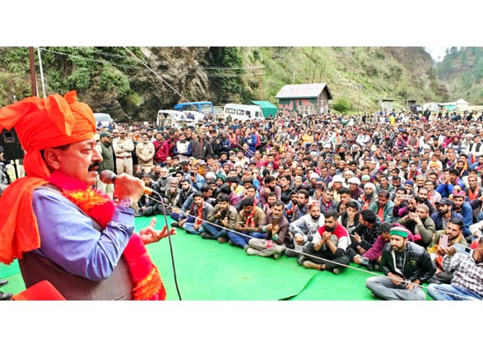 Union Minister Dr Jitendra Singh addressing a mammoth public meeting at Gandoh during his election campaign in peripheral hill areas like Marmat, Goha, Kastigarh, Dhara, Bulandpur etc in district Doda on Wednesday.