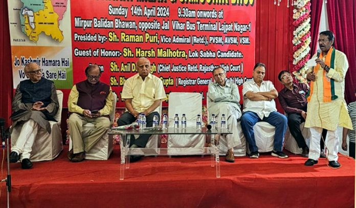 Guests during Baisakhi Parv celebration by Mirpur Balidan Bhawan Samiti at New Delhi.