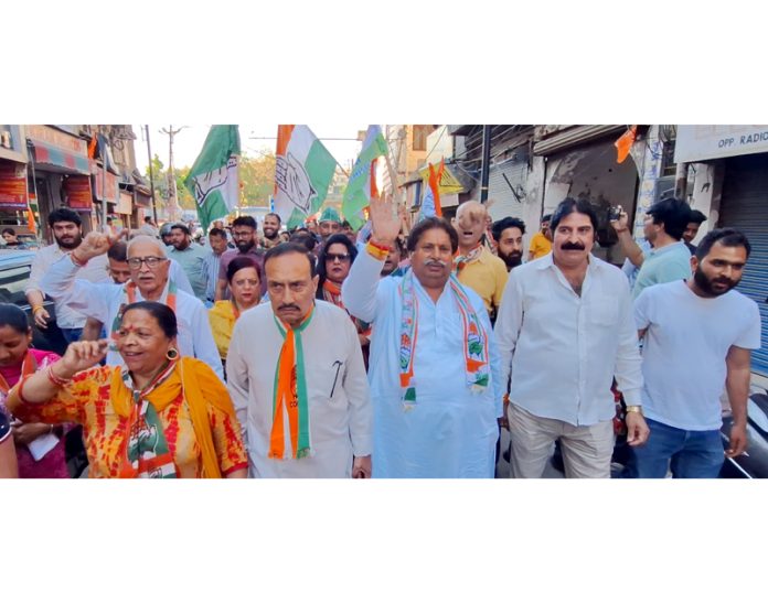 JKPCC working president Raman Bhalla leading Cong campaign in Jammu City on Saturday.