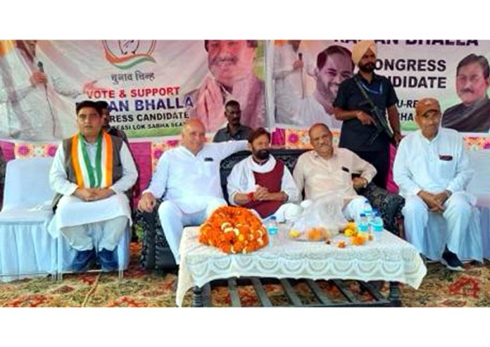 Cong leaders B S Solanki, Vikar Rasool and others during rally at Domana on Tuesday.