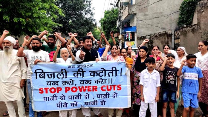 MSJK activists raise slogans during a protest at Jammu on Thursday.