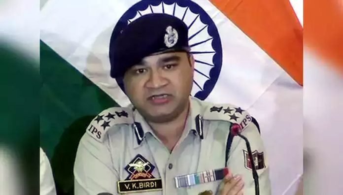 Enhance preparedness for peaceful conduct of upcoming festivals: IGP Kashmir to officers