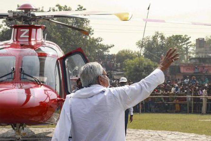 Nitish's helicopter runs out of fuel during election campaign