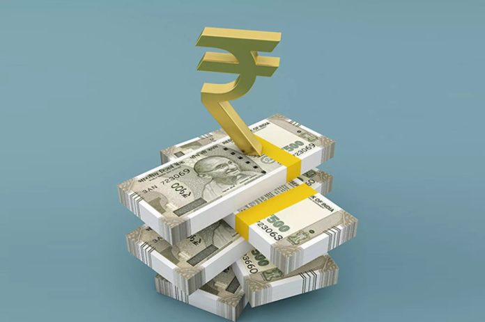 Rupee opens on flat note against US dollar in early trade