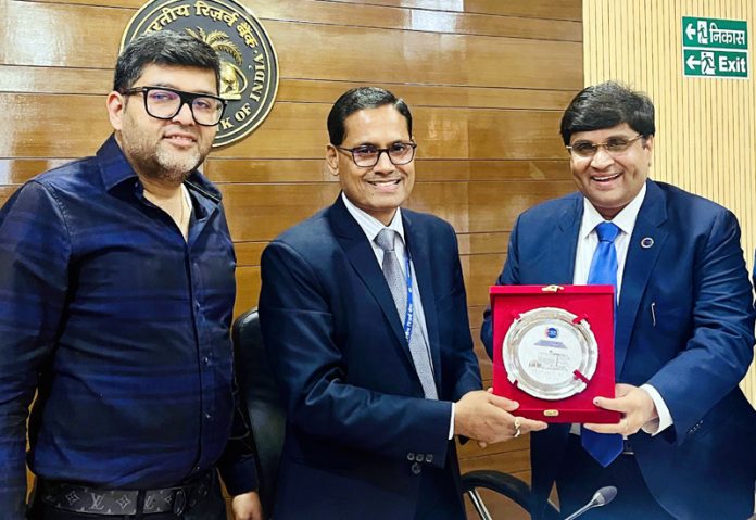 Regional Director RBI CS Azad being felicitated by PHDCCI members during Empowered Committee meeting in Jammu.