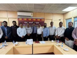 Representatives of FADA during a meeting with Circle Head of PNB at Jammu on Saturday.