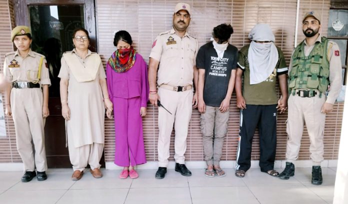 Drug peddlers in the custody of Pacca Danga Police Station.