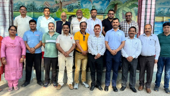 Executive Body of Jammu and Kashmir Private Schools Association members along with Udhampur body posing for group photograph. 