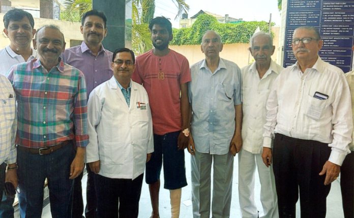 Vivekananda Medical Mission Trustees, doctors & others after the procedure.