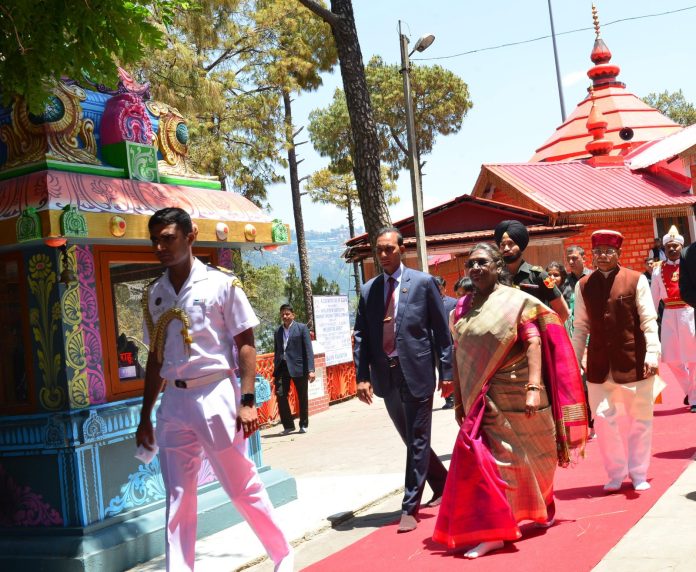 President Murmu worships at Tara Devi, Sankat Mochan temples in Himachal