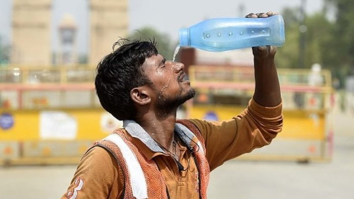 Over a fifth of excess deaths linked to heatwaves over past 30 years occurred in India: Study