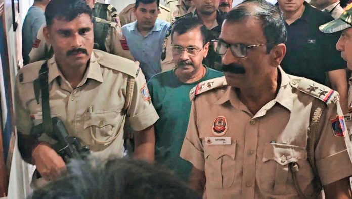 Excise 'Scam' | Delhi Court Sends CM Arvind Kejriwal To 3-Day CBI Custody After Agency Arrests Him