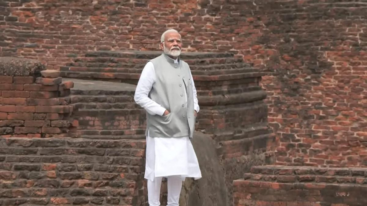 PM Modi Visits Ruins Of Ancient Nalanda In Bihar's Rajgir - Daily Excelsior