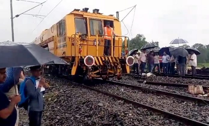 Train services restored at accident site in West Bengal's Rangapani