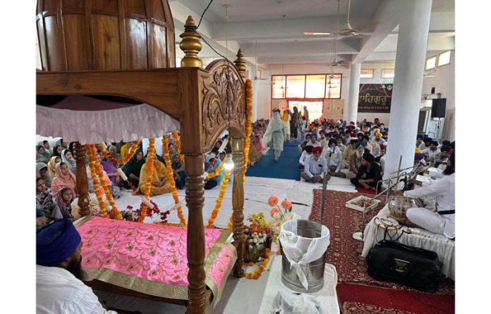 Sikh Sangat paying their obeisance on the martyrdom day of Sri Guru Arjun Dev Ji in Jammu on Monday.
