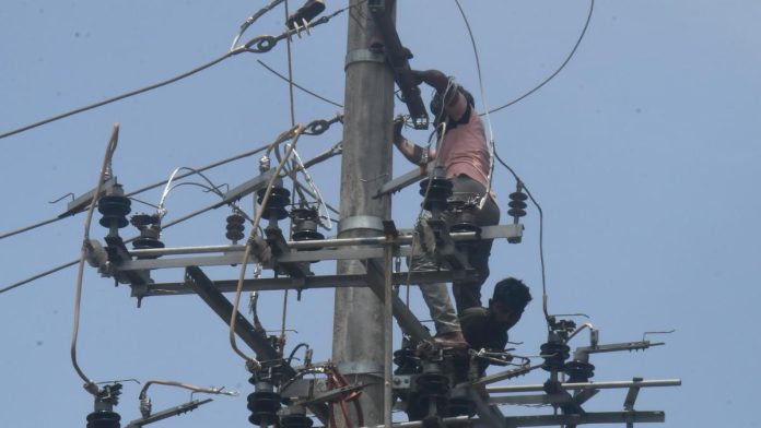 Multiple-tripping incidents reported in northern region as power demand shoots up to 89.4 GW