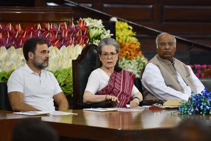 Congress Parliamentary Party chairperson Sonia Gandhi, Congress chief Mallikarjun Kharge and party MP Rahul Gandhi at CPP meeting in Central Hall of Parliament in New Delhi on Saturday.(UNI)