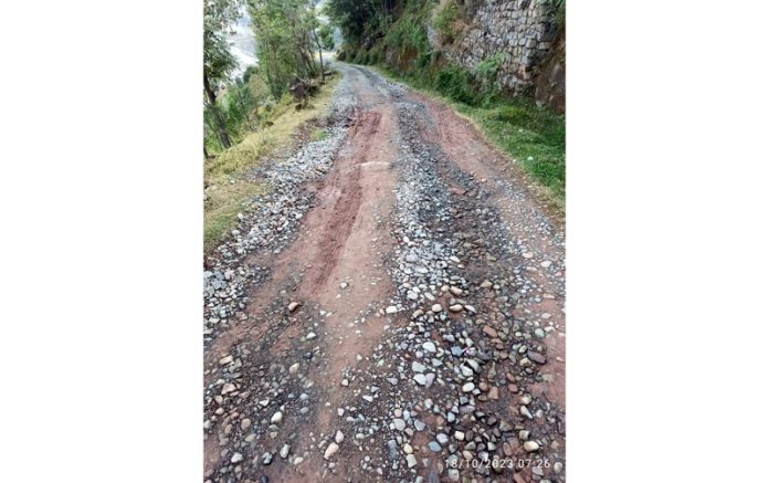 Deplorable condition of Akhori to Patti Planghar road waiting to get attention of concerned department.
