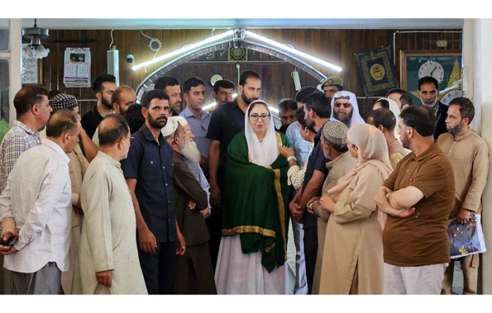 Chairperson J&K Waqf Board, Dr Darakhshan Andrabi during visit to Dargah Hazratbal on Saturday.