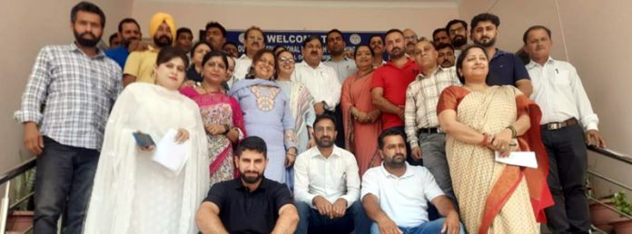 Chief guest with organizers & participants during valedictory function of JKSCERT.