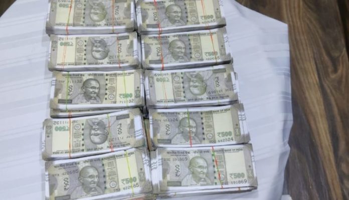 Fake currency notes of Rs 2.91 lakh face value seized, 2 held