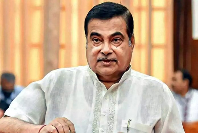 Govt formulates cashless treatment scheme for road crash victims: Gadkari