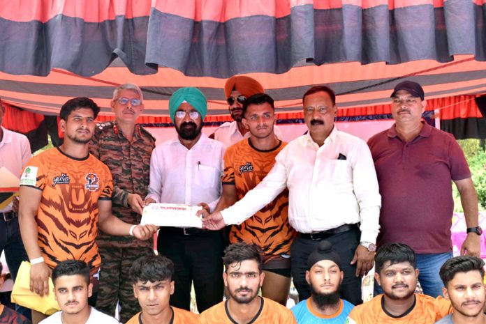 Dignitaries presenting certificates to players during closing ceremony of Kabaddi event at Poonch.