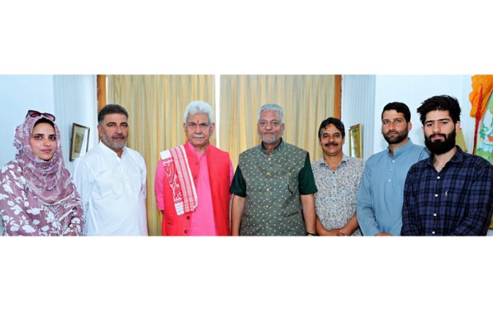LG Manoj Sinha during meeting with a delegation.