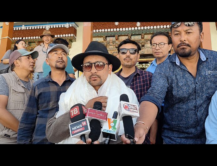 Jigmet Rafstan, newly elected Youth President, LBA addressing media persons in Leh on Monday.