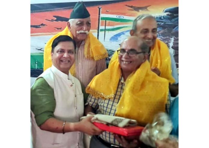 A guest honouring Kargil War heroes during an event at Trikuta Yatri Niwas, Jammu.