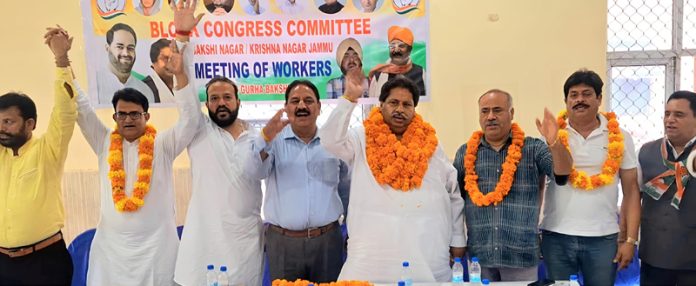 JKPCC working president Raman Bhalla and other during party meeting at Bakshi Nagar in Jammu.