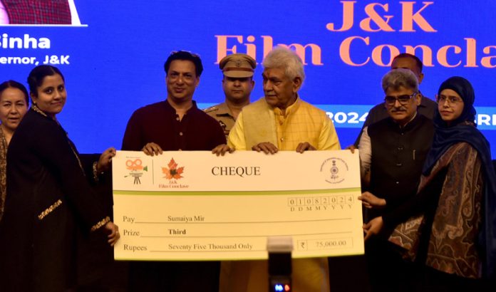 LG Manoj Sinha during the inauguration of Jammu and Kashmir Film Festival at SKICC Srinagar on Thursday. -Excelsior/Shakeel